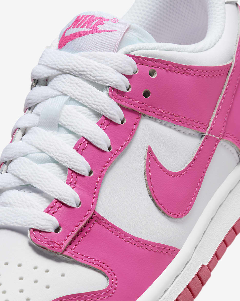 Nike rosa con blanco on sale